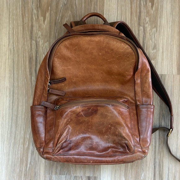 Vintage Distressed Leather Backpack, Fossil - Picture 13 of 13